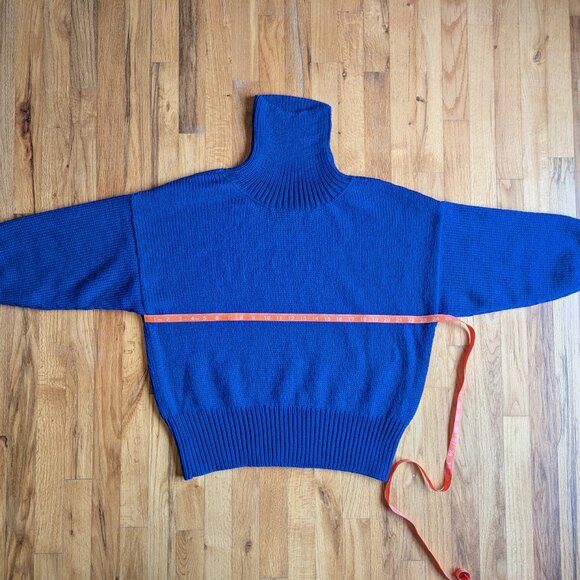 Jaggery London Nora turtleneck / highland wool / sapphire - Picture 4 of 8
